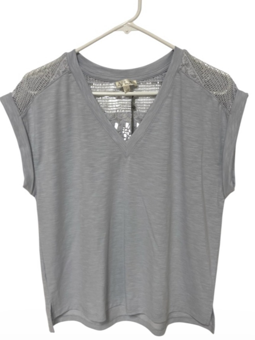 Nine Britton Gray V-Neck Tee with Lace Shoulders Oversized